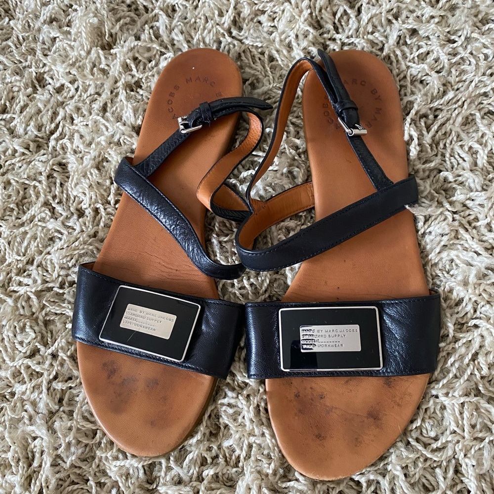 Marc by Marc Jacobs Black and Tan Leather Flat Sandals